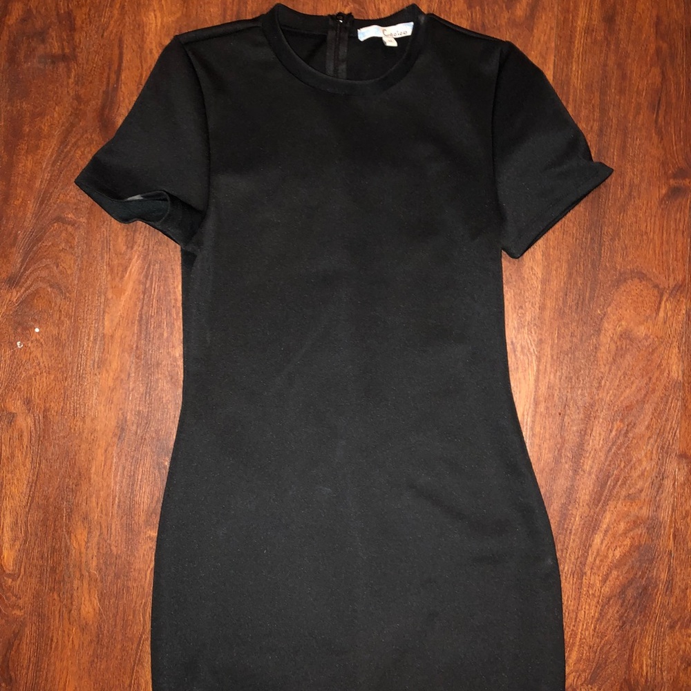 Black Short Sleeve Dress